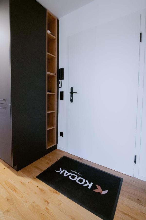 Kocak - Exklusives Apartment In Zentrumsnaehe Ройтлинген Экстерьер фото